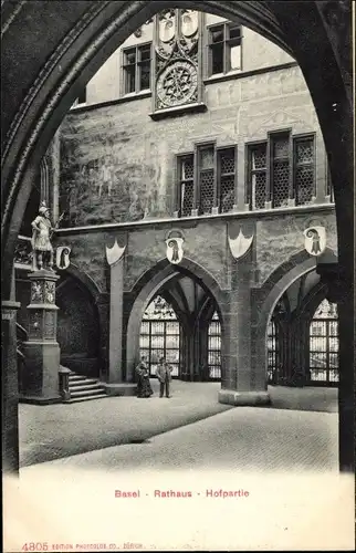 Ak Basel Bâle Stadt Schweiz, Rathaus, Hofpartie