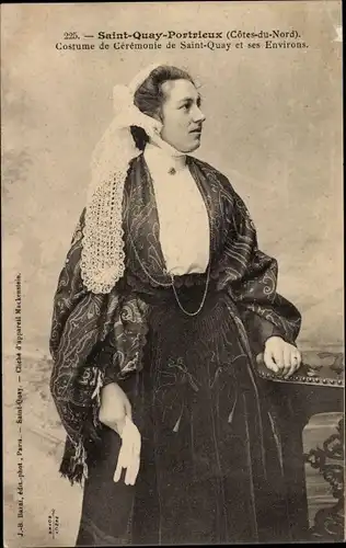Ak Bretonische Tracht, Costume de Ceremonie de Saint Quay