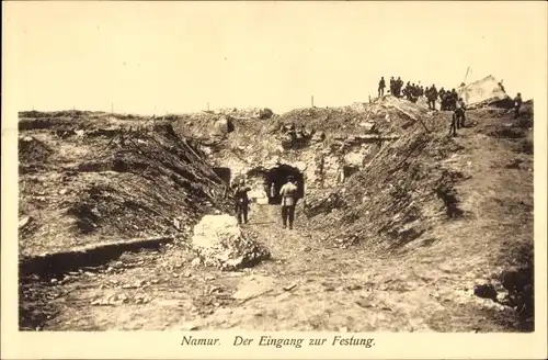 Ak Namur Wallonien, der Eingang zur Festung, Kriegszerstörungen