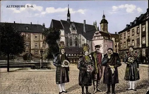 Ak Altenburg in Thüringen, Gruppe in Altenburger Trachten, Kirche