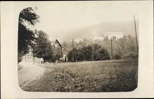 Foto Ak Schwarzburg in Thüringen, Schloss, Feld