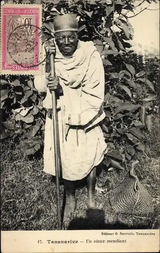 Ak Antananarivo Tananarive Madagaskar, Un vieux mendiant