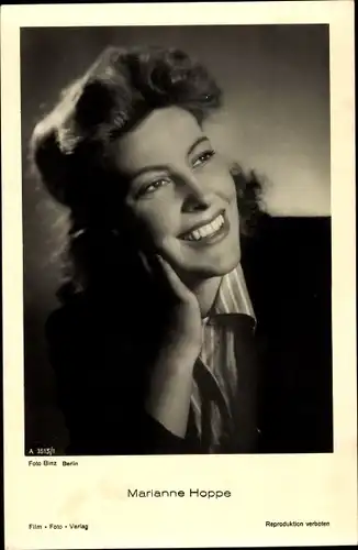 Ak Schauspielerin Marianne Hoppe, Portrait