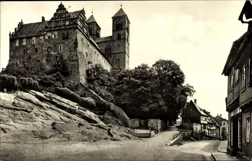 Ak Quedlinburg im Harz, Am Schlossberg