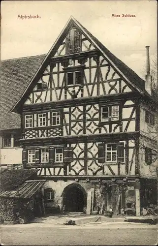 Ak Alpirsbach, Blick auf das alte Schloss, Fachwerkhaus, Tor, Eingang