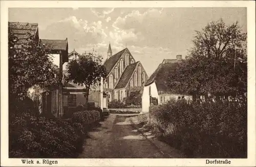 Ak Wiek auf Rügen, Dorfstraße, Kirche