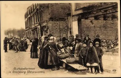 Ak Szczytno Ortelsburg Ostpreußen, Obsthändlerinnen, Markt, Ostpreußenhilfe 1. WK