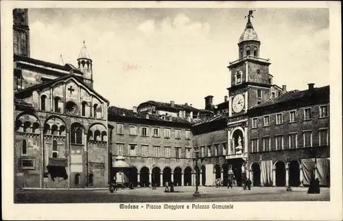 Ak Modena Emilia-Romagna, Piazza Maggiore e Palazzo Comunale