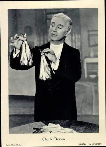 Ak Schauspieler Charly Chaplin, Charlie Chaplin, Filmszene