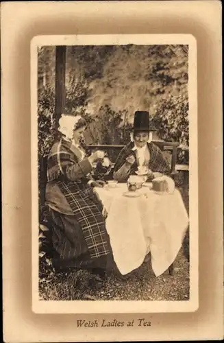 Passepartout Ak Welsh Ladies at Tea, Walisische Tracht