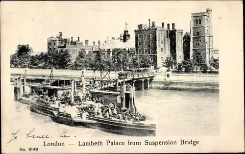 Ak London England, Lambeth Palace from Suspension Bridge