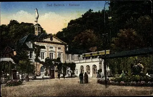 Ak Bad Bertrich an der Mosel Eifel, Kurhaus, Besucher