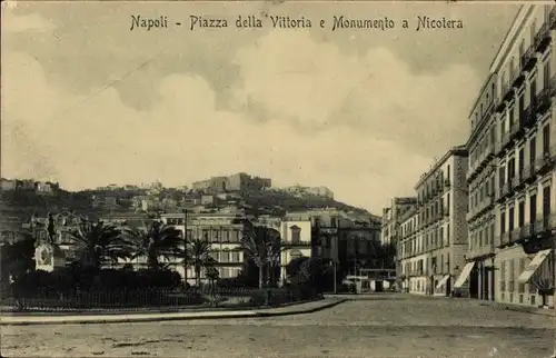 Ak Napoli Neapel Campania, Piazza della Vittoria e Monumento a Nicotera