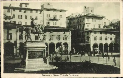 Ak Livorno Toscana, Piazza Vittorio Emanuele