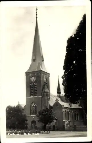 Ak Riethoven Nordbrabant Niederlande, R. K. Kerk