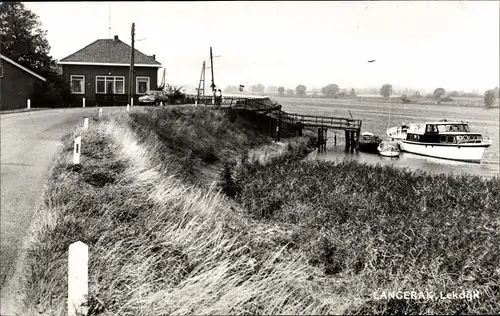 Ak Langerak Südholland, Lekdijk, Boot am Anleger