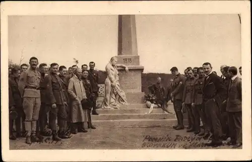 Ak Tschechien, Zivota Ceskosi, Armady na Sibiri, Pomnik padlym Cechoslovakum ve Vladivostoku