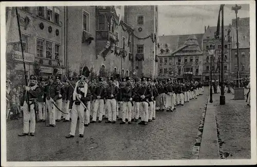 Ak Freiberg in Sachsen, Bergparade 1905 vor König Friedrich August III. von Sachsen
