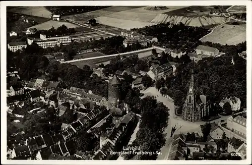 Ak Freiberg in Sachsen, Blick auf den Ort, Fliegeraufnahme