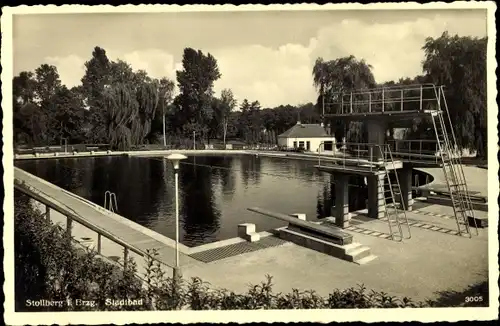 Ak Stollberg im Erzgebirge, Stadtbad, Freibad, Springturm