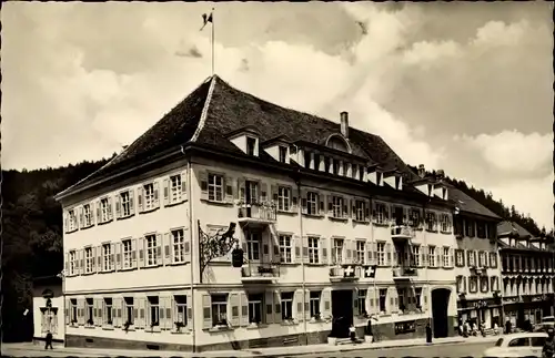 Ak Triberg im Hochschwarzwald, Hotel Löwen National,  Bes. Willy Bügler