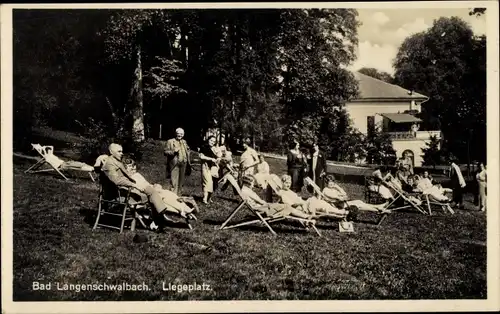 Ak Bad Langenschwalbach, Gäste im Liegestuhl, Haus