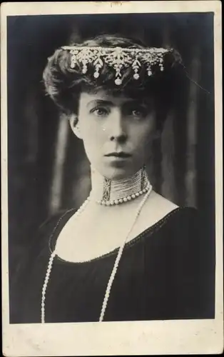 Ak Elisabeth Gabriele in Bayern, Königin von Belgien, Portrait