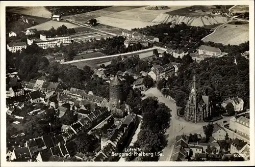 Ak Freiberg in Sachsen, Blick auf den Ort, Fliegeraufnahme