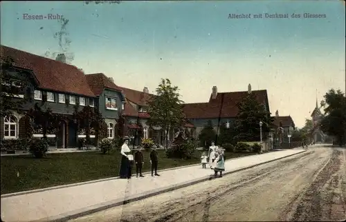 Ak Essen im Ruhrgebiet, Allenhof mit Denkmal des Giessers