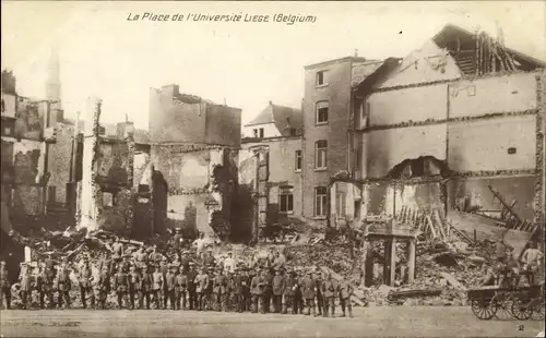 Ak Liège Lüttich Wallonien, La Place de l'Université, ruines, Kriegszerstörung 1. WK