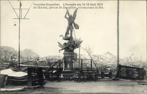 Ak Bruxelles Brüssel, Exposition, Weltausstellung 1910, incendie, Patron St. Michel