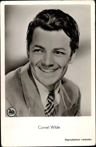 Ak Schauspieler Cornel Wilde, Portrait im Anzug, 20th Century Fox, Amber, Todsünde