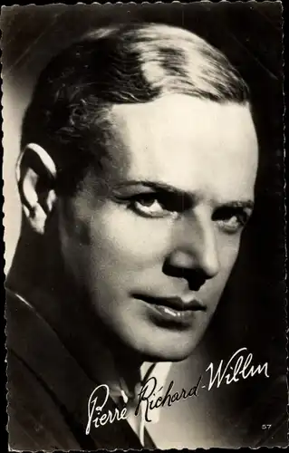 Ak Schauspieler Pierre Richard Willm, Portrait