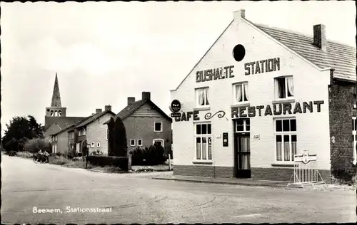 Ak Baexem Limburg Niederlande, Stationsstraat, Bushalte Station, Cafe-Restaurant