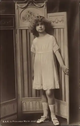 Ak Prinzessin Marie Jose von Belgien, Portrait