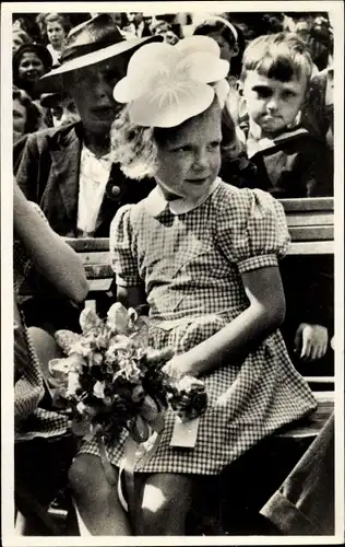 Ak Prinzessin Irene der Niederlande, Anjerdag, Baarn, 29 Juni 1946
