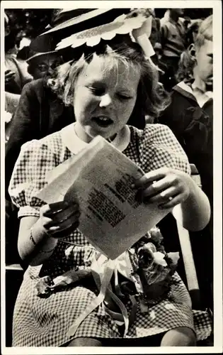 Ak Prinzessin Beatrix der Niederlande, Anjerdag, Baarn 1946