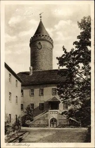 Ak Seitenroda in Thüringen, Leuchtenburg, Im Burghof