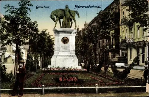 Ak Grudziądz Graudenz Westpreußen, Bismarck Denkmal am Getreidemarkt