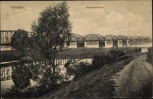 Ak Grudziądz Graudenz Westpreußen, Ansicht von der Weichselbrücke