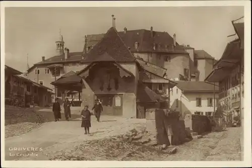 Ak Gruyères Kanton Freiburg Schweiz, Le Crucifix
