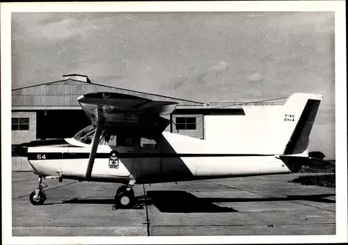 Foto Brasilianisches Militärflugzeug, Neiva Regente