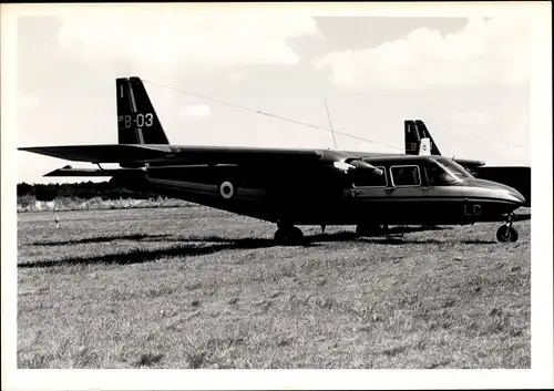 Foto Belgisches Militärflugzeug, Britten-Norman BN-2A islander B-03