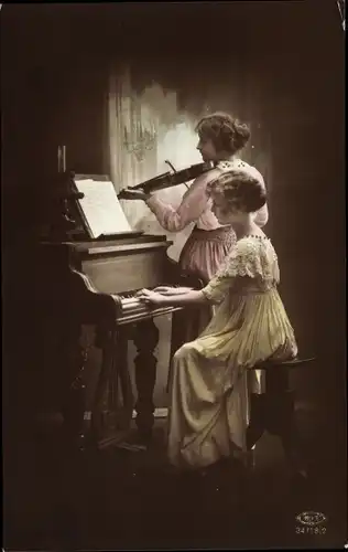 Ak Musizierende Frauen, Klavierspielerin, Geigenspielerin, Noten