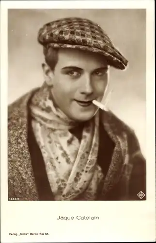 Ak Schauspieler Jaque Catelain, Portrait, Mütze, Zigarette