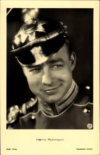 Ak Schauspieler Heinz Rühmann, Portrait in Uniform