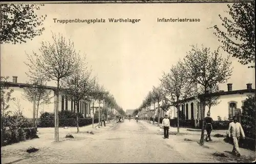 Ak Poznań Posen, Truppenübungsplatz Warthelager, Infanteriestraße