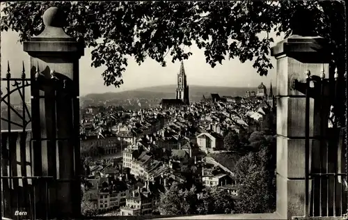 Ak Bern Stadt Schweiz, Ortsansicht mit Kirche, Tor