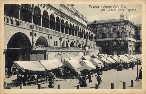 Ak Padova Padua Veneto, Piazza delle Erbe col Palazzo della Rogione