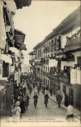 Ak Fuenterrabia Baskenland, Calle Mayor, la Procession regresando de Guadelupe